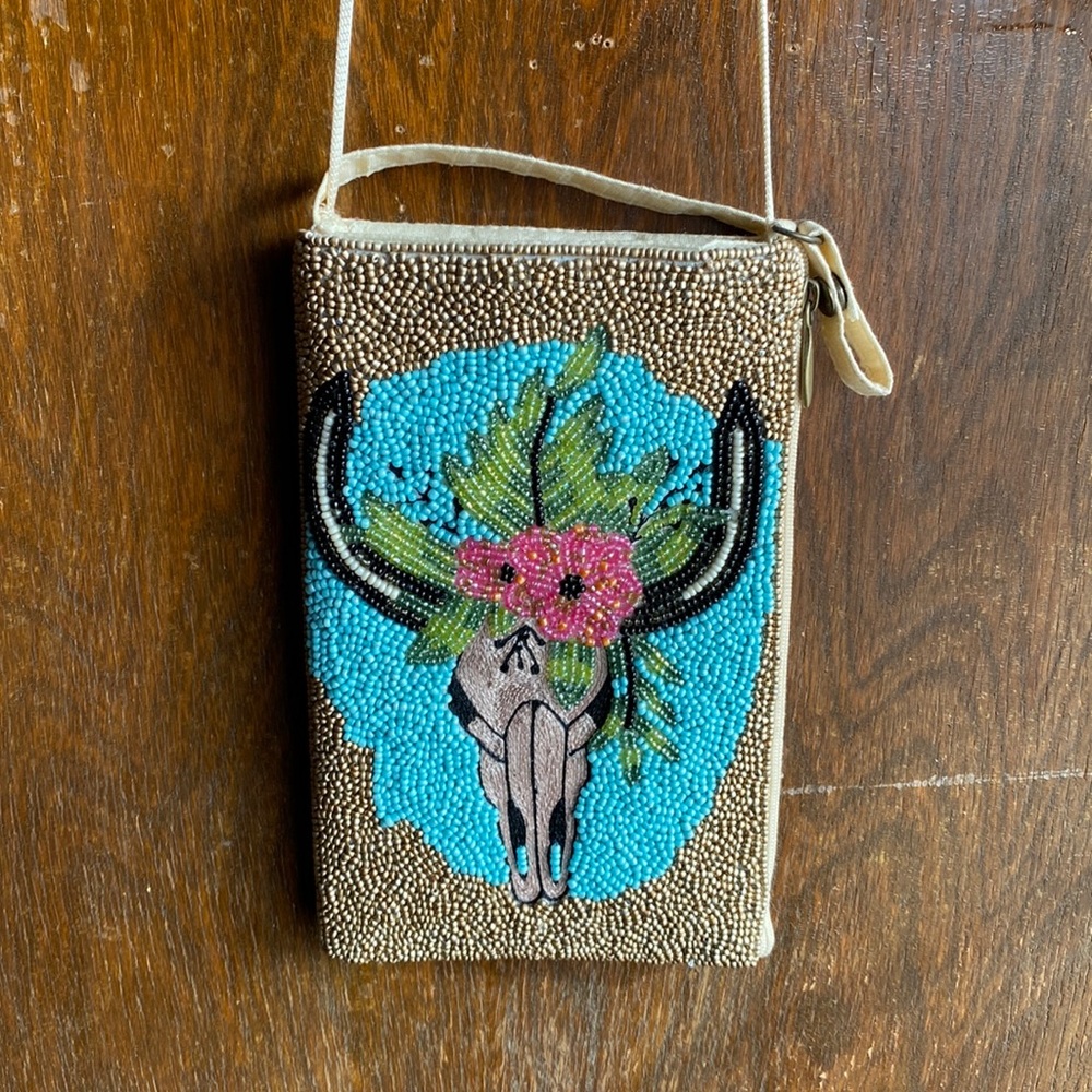 Never Used! Beaded Cow Skull Small Shoulder Purse.